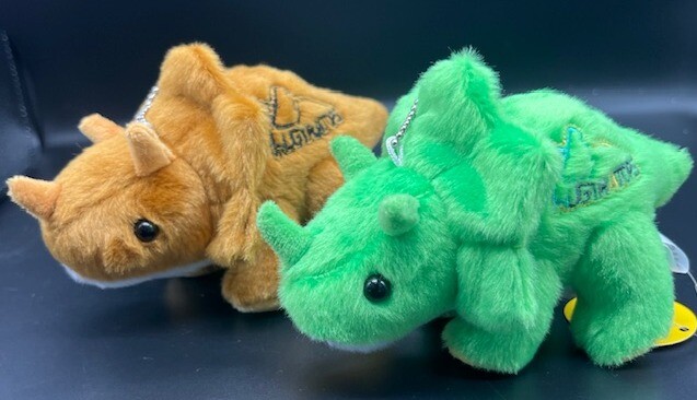 ハグトラトプスマスコット緑・茶